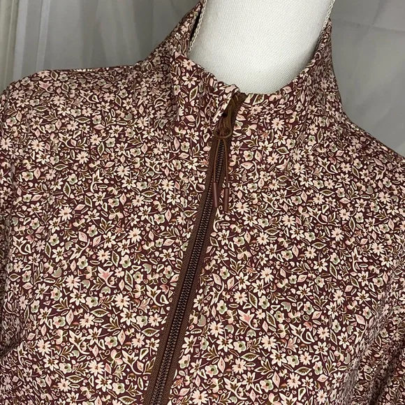 New, Members Mark, floral, quarter zip, Travel Pullover - Picture 2 of 10